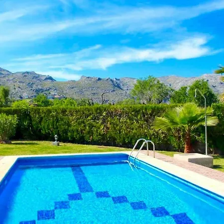 Algarrobo Villa Pollenca