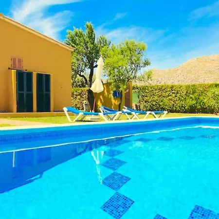 Algarrobo Villa Pollenca
