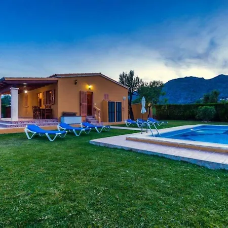 Algarrobo Villa Pollenca